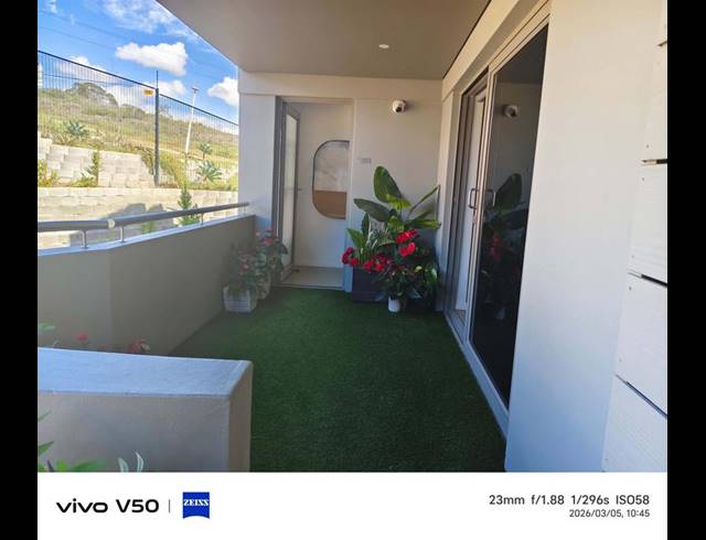 2 BEDROOM APARTMENT FOR SALE IN ISLAND VIEW